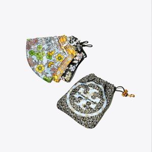 Tory Burch printed travel mask set of 3 💕